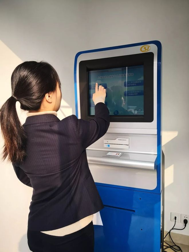 遵义24小时套医保卡回收(24小时套医保卡回收什么意思)